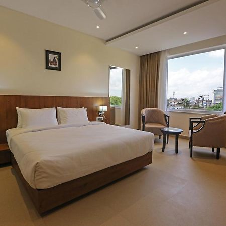 Hotel Oil Field Duliagaon Екстер'єр фото
