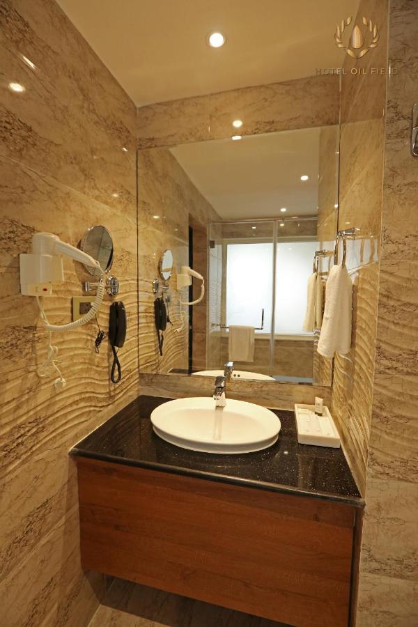 Hotel Oil Field Duliagaon Екстер'єр фото
